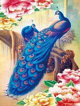 Павлин на дереве и цветы