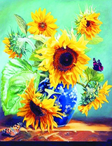 Букет подсолнухов и бабочки