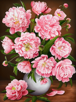 Букет пионов в белой вазе